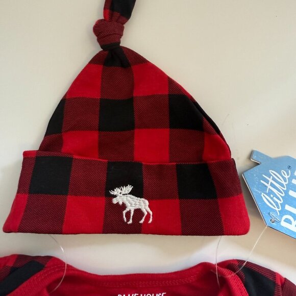 Moose Red Plaid Onesie with Matching Hat and Book 3-6 months NWT - Picture 6 of 12